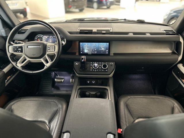 LAND ROVER Defender usata, con Autoradio