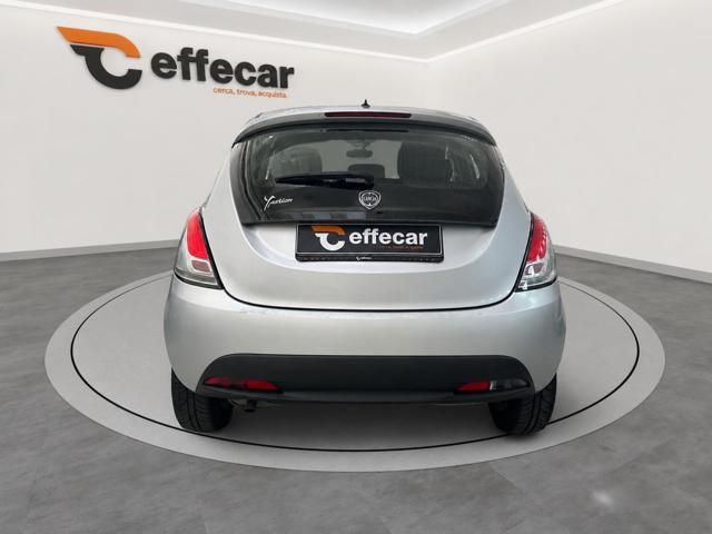 LANCIA Ypsilon usata, con Autoradio