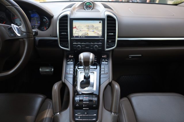 PORSCHE Cayenne usata, con Tettuccio apribile