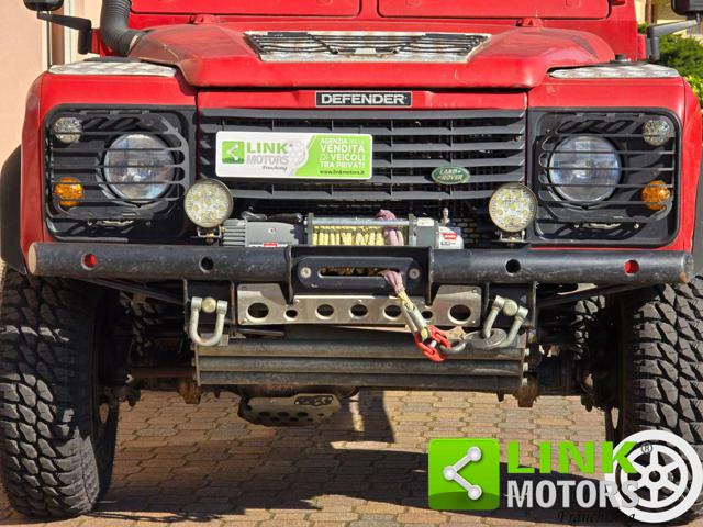 LAND ROVER Defender usata 16