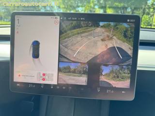 TESLA Model Y usata, con Volante multifunzione