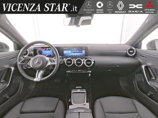 MERCEDES-BENZ A 180 usata, con Cerchi in lega