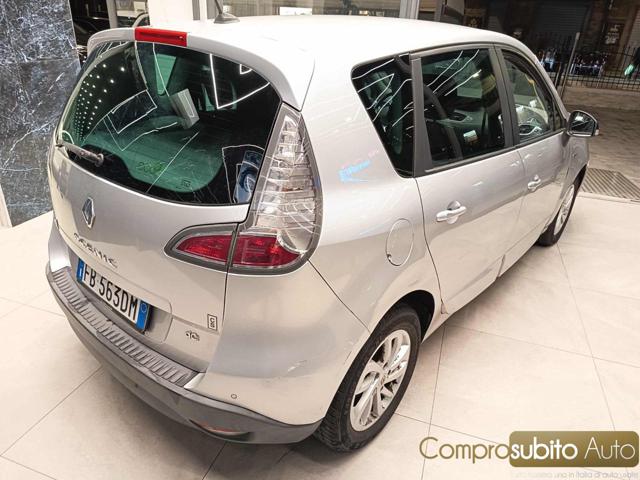 RENAULT Scenic usata, con Cruise Control