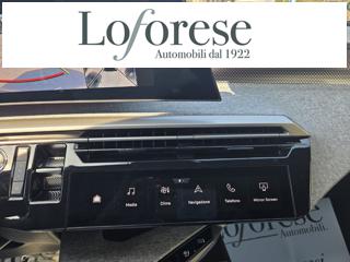 PEUGEOT 5008 usata, con Sedile posteriore sdoppiato