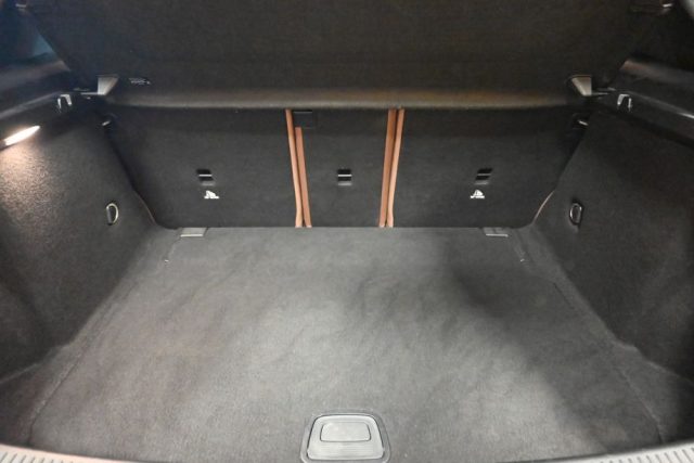 MERCEDES-BENZ A 35 AMG usata 21