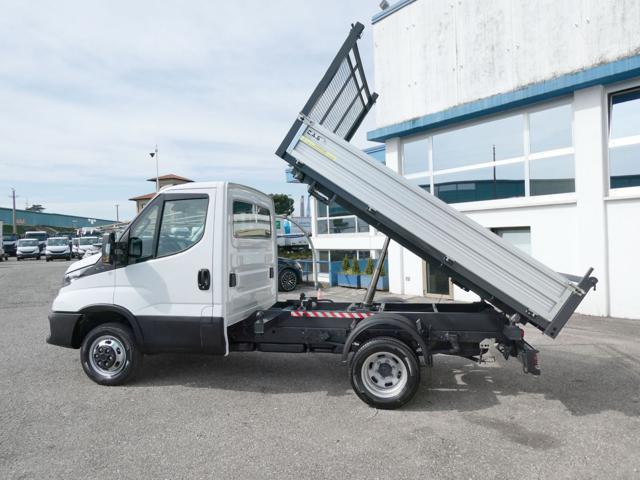 IVECO Daily usata, con Autoradio