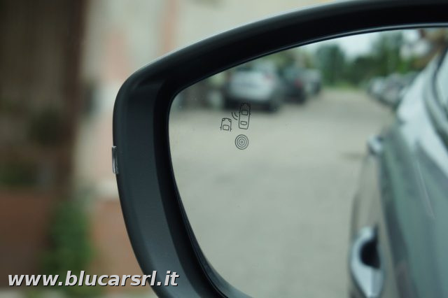 PEUGEOT 2008 usata 23