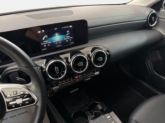 MERCEDES-BENZ CLA 200 usata, con Climatizzatore