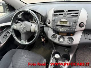 TOYOTA RAV 4 usata, con Chiusura centralizzata