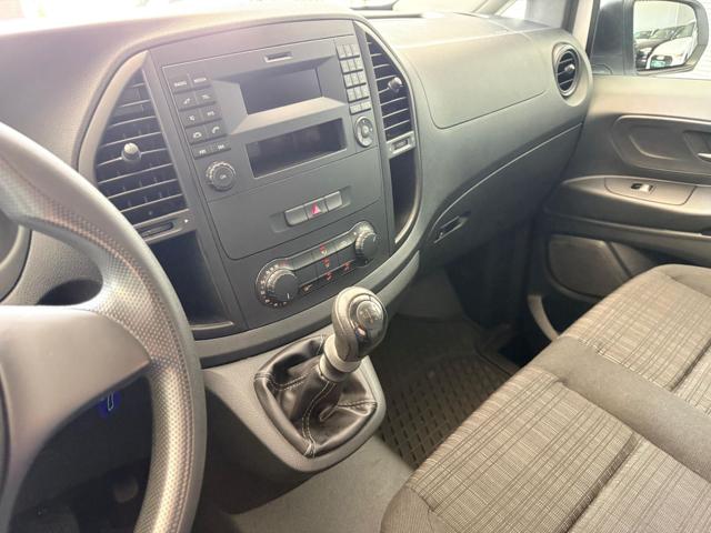 MERCEDES-BENZ Vito usata, con MP3