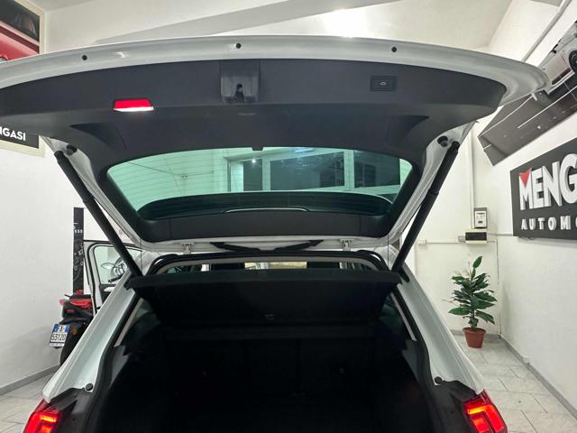 VOLKSWAGEN Tiguan usata, con Sedile posteriore sdoppiato