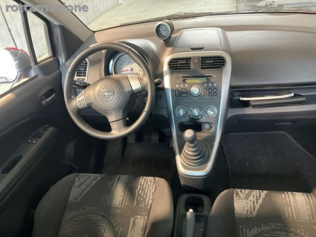 OPEL Agila usata, con Fendinebbia