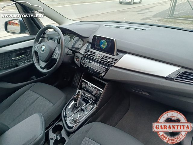 BMW 216 usata, con Schermo multifunzione interamente digitale