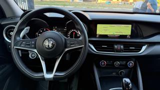 ALFA ROMEO Stelvio usata, con Interni in pelle