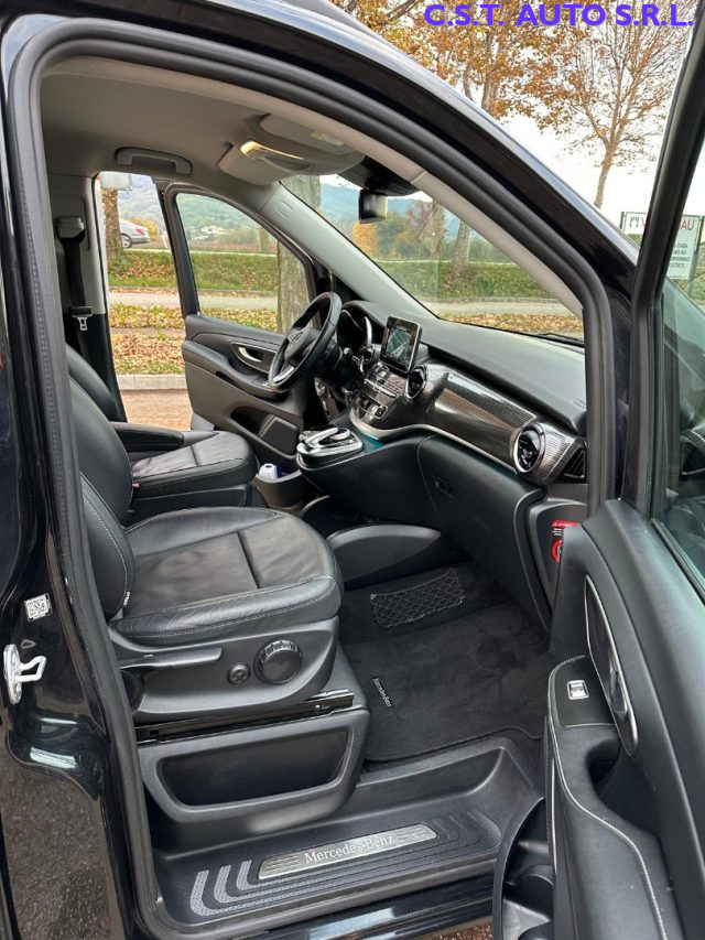 MERCEDES-BENZ V 220 usata, con Fari Xenon