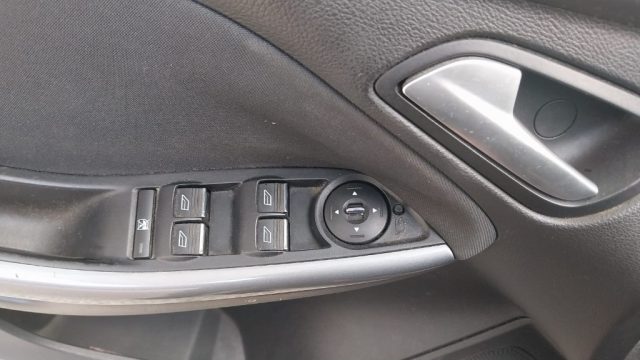 FORD Focus usata, con Servosterzo