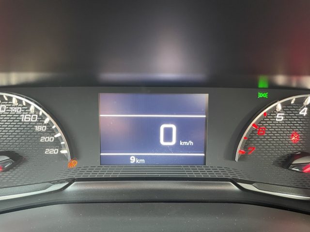 PEUGEOT 2008 usata, con Bluetooth