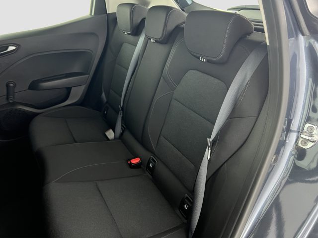 RENAULT Clio usata 9