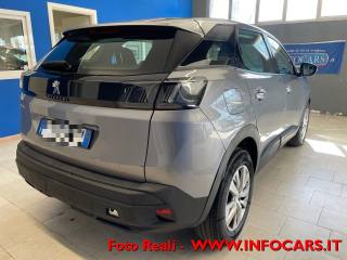 PEUGEOT 3008 usata, con Airbag