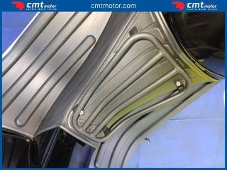 VESPA GTS 300 usata 7