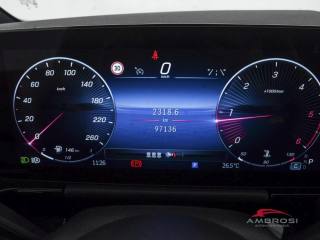 MERCEDES-BENZ GLA 200 usata 12