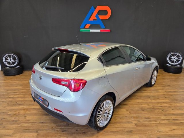 ALFA ROMEO Giulietta usata, con Airbag laterali