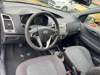 HYUNDAI i20 usata, con Volante multifunzione