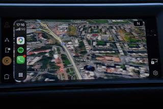 LAND ROVER Range Rover Evoque usata, con Volante in pelle