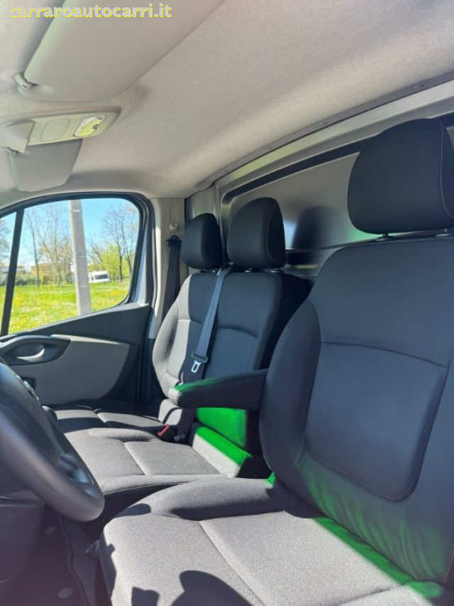 NISSAN NV300 usata, con Boardcomputer