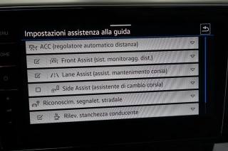 VOLKSWAGEN Passat Variant usata, con Filtro antiparticolato