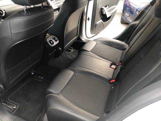 MERCEDES-BENZ CLA 200 usata, con Controllo elettronico della corsia