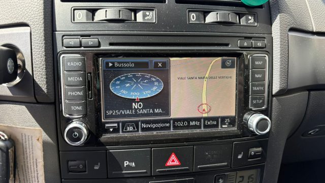 VOLKSWAGEN Touareg usata, con ESP