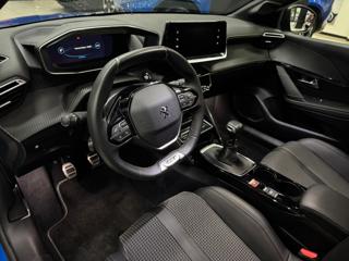 PEUGEOT 208 usata, con Park Distance Control