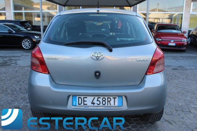 TOYOTA Yaris usata, con ESP