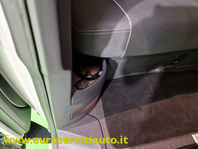 VOLKSWAGEN Multivan usata 49