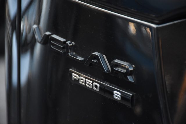 LAND ROVER Range Rover Velar usata, con Fendinebbia