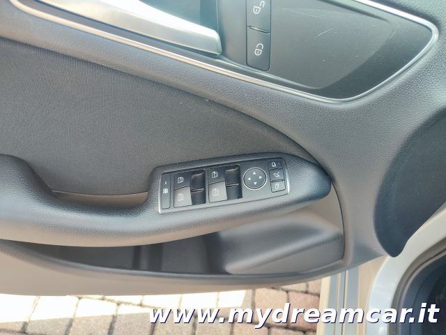 MERCEDES-BENZ B 180 usata 23