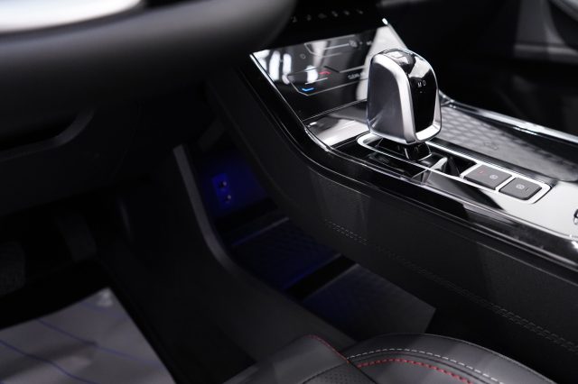 DR MOTOR DR 6.0 usata, con Sistema di navigazione