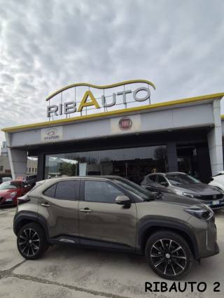 TOYOTA Yaris Cross usata, con Luci diurne LED