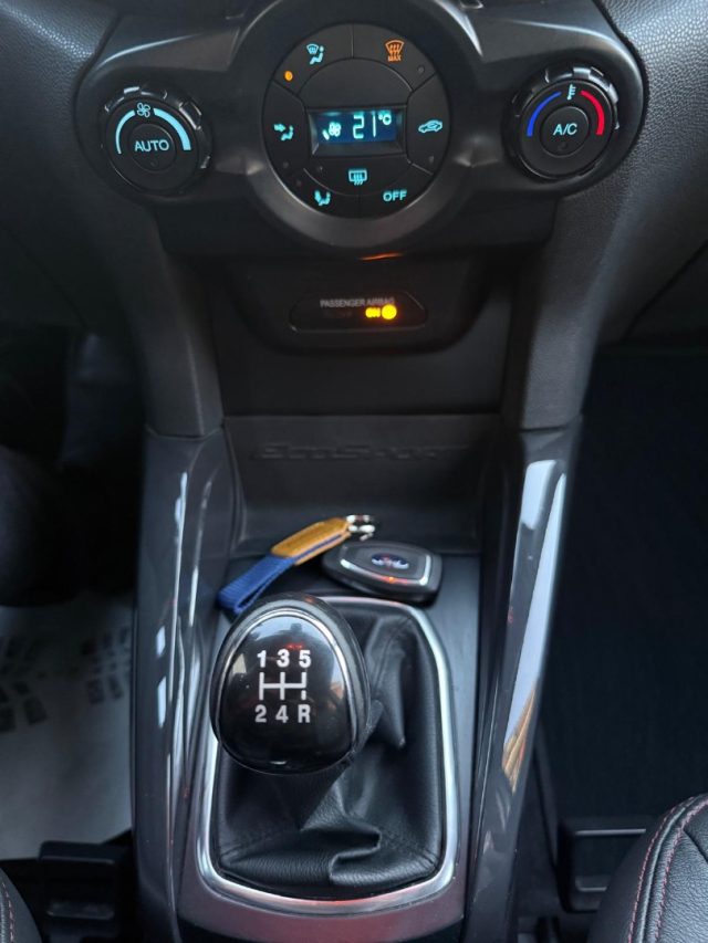 FORD EcoSport usata, con ESP