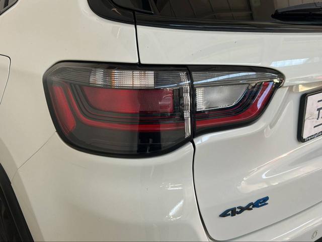 JEEP Compass usata, con Autoradio digitale