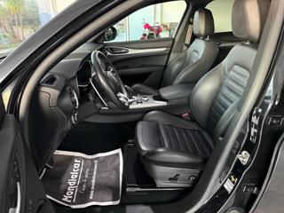 ALFA ROMEO Stelvio usata, con Fari Xenon