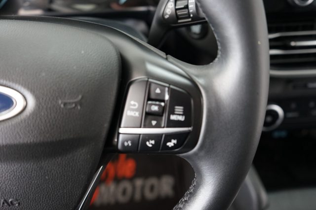 FORD Kuga usata, con Carica per smartphone a induzione