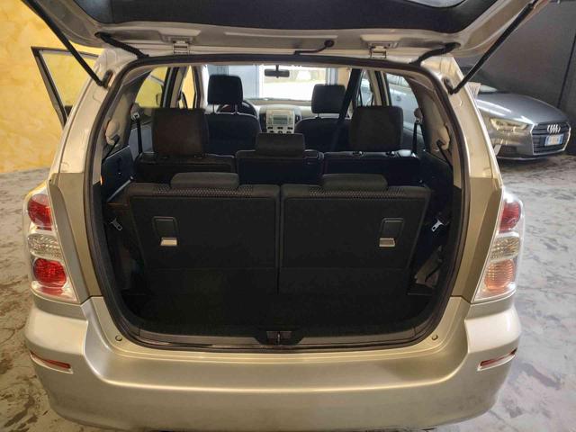 TOYOTA Corolla Verso usata, con Controllo trazione