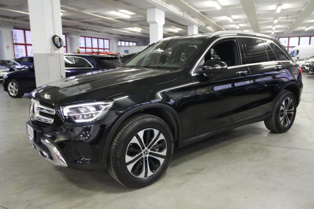 MERCEDES-BENZ GLC 300 usata, con Airbag