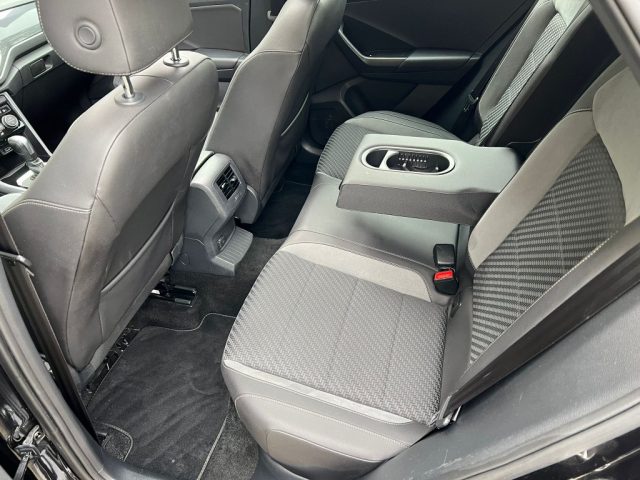 VOLKSWAGEN T-Roc usata 17