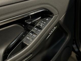 LAND ROVER Range Rover Evoque usata, con Sedile posteriore sdoppiato