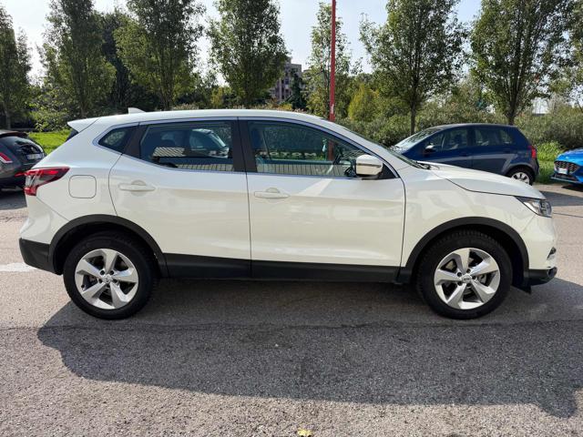 NISSAN Qashqai usata, con Autoradio