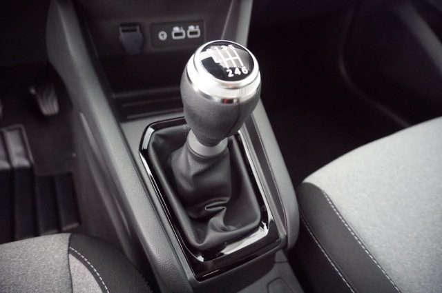 RENAULT Clio usata, con ESP