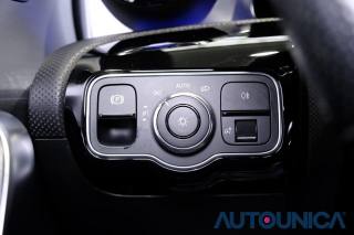 MERCEDES-BENZ A 180 usata, con Leve al volante